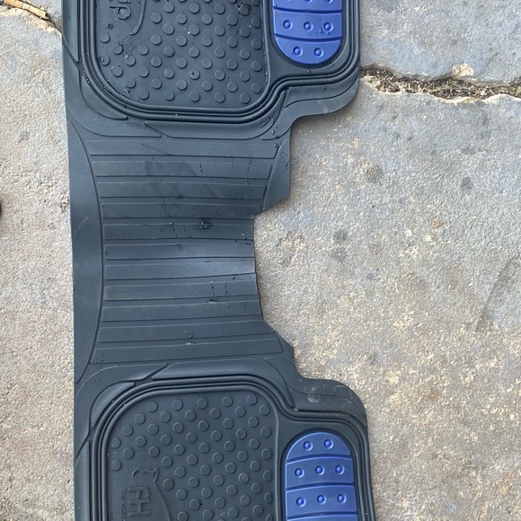 Mats - Picture 2 of 2